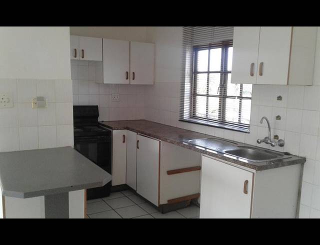 1 BEDROOM PROPERTY TO RENT IN MEER EN SEE